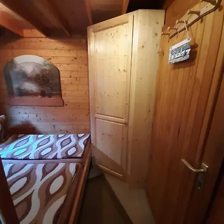 Blockhaus In - Fuer 2 Erwachsene Und 1 Kind Von 5 Bis 16 Jahre 公寓 *