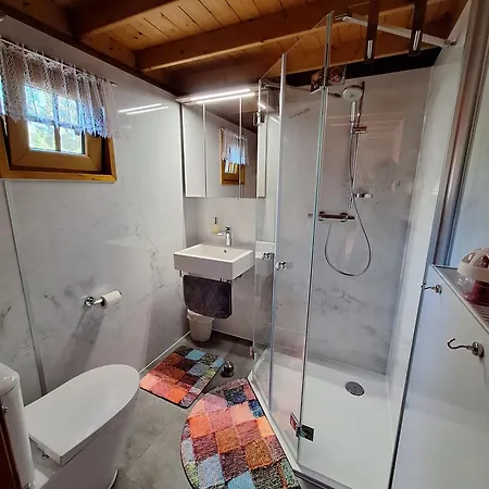 Lägenhet Blockhaus In - Fuer 2 Erwachsene Und 1 Kind Von 5 Bis 16 Jahre Baabe