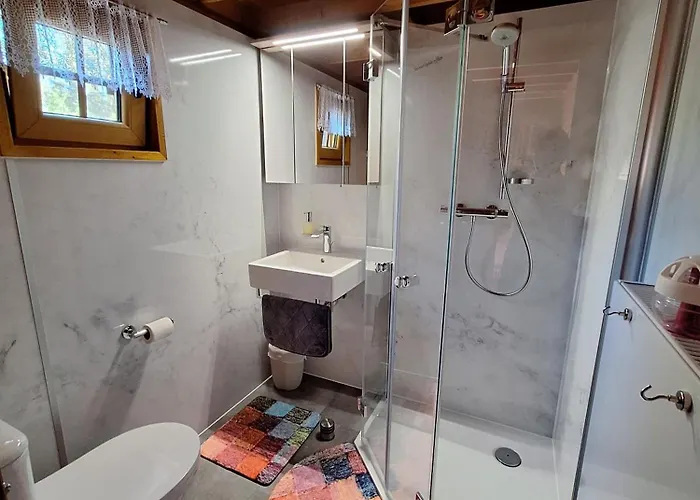 شقة Blockhaus In - Fuer 2 Erwachsene Und 1 Kind Von 5 Bis 16 Jahre بابي